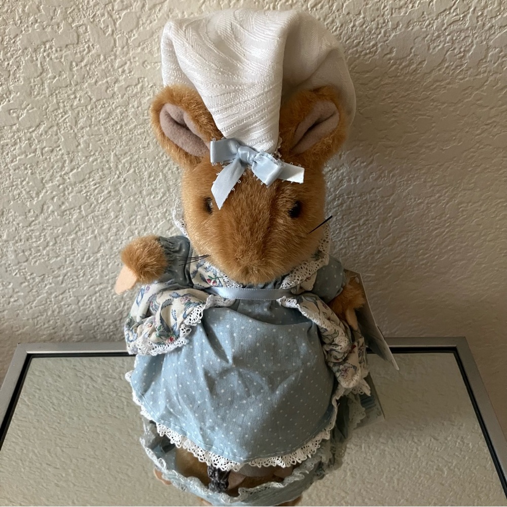 BEATRIX POTTER Lady Mouse 10" Plush by Eden Toys Vintage 1990s NWT
